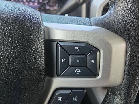 Used 2019 Ford F250 Lariat w/ Lariat Ultimate Package AWD/4WD image 18