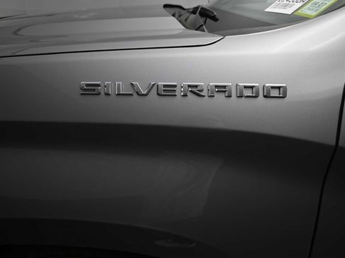 Used 2024 Chevrolet Silverado 1500 LT image 25