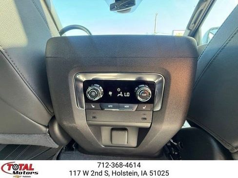 New 2026 Chevrolet Tahoe Z71 w/ Comfort Package AWD/4WD image 18