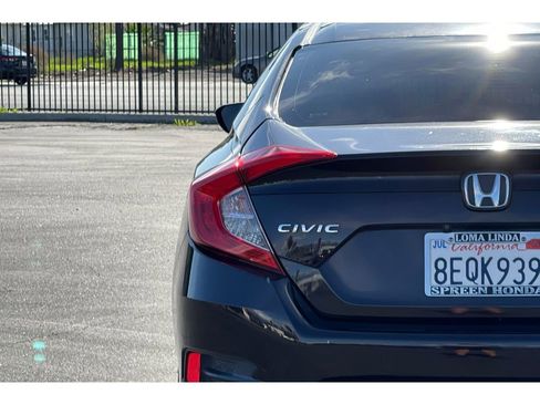 Certified 2018 Honda Civic LX image 41