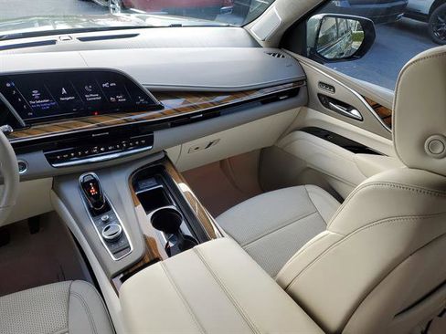 Certified 2023 Cadillac Escalade ESV Sport Platinum RWD image 19