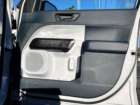 Used 2025 Ford Maverick XLT w/ XLT Luxury Package image 42