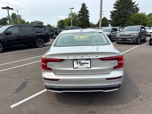 Used 2024 Volvo S60 B5 Core FWD image 30