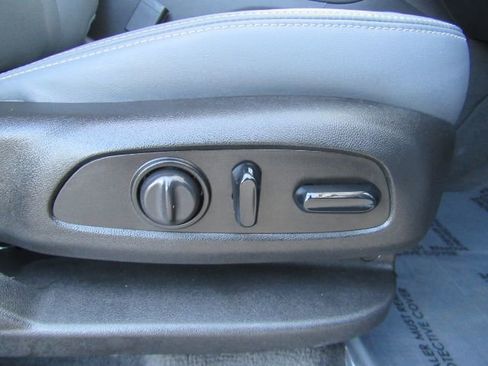 Used 2019 Buick Enclave Premium image 24