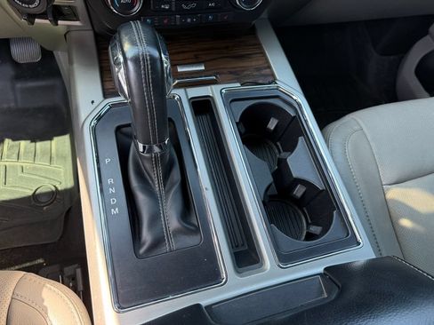 Used 2018 Ford F150 Lariat w/ Equipment Group 501A Mid AWD/4WD image 5