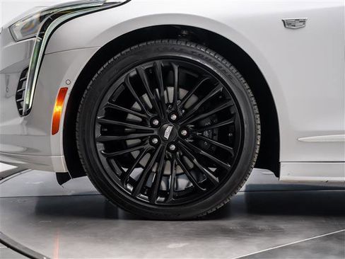 Used 2019 Cadillac CT6 Sport w/ Super Cruise Package image 12