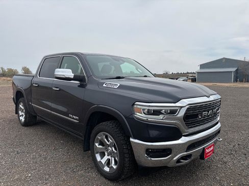Used 2020 RAM 1500 Limited image 9