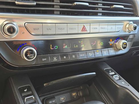 Used 2021 Kia Telluride EX w/ EX Premium Package FWD image 8
