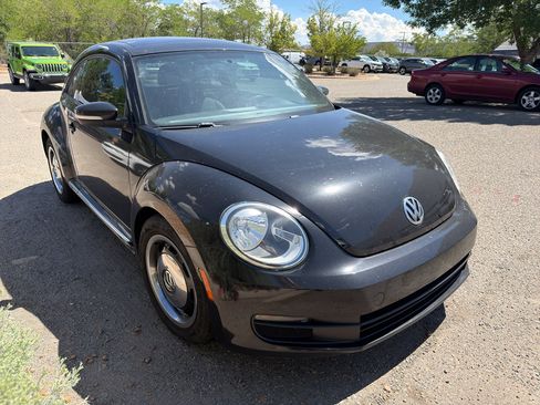 Used 2012 Volkswagen Beetle 2.5 FWD image 13