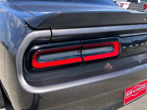 Used 2022 Dodge Challenger R/T w/ Plus Package image 18