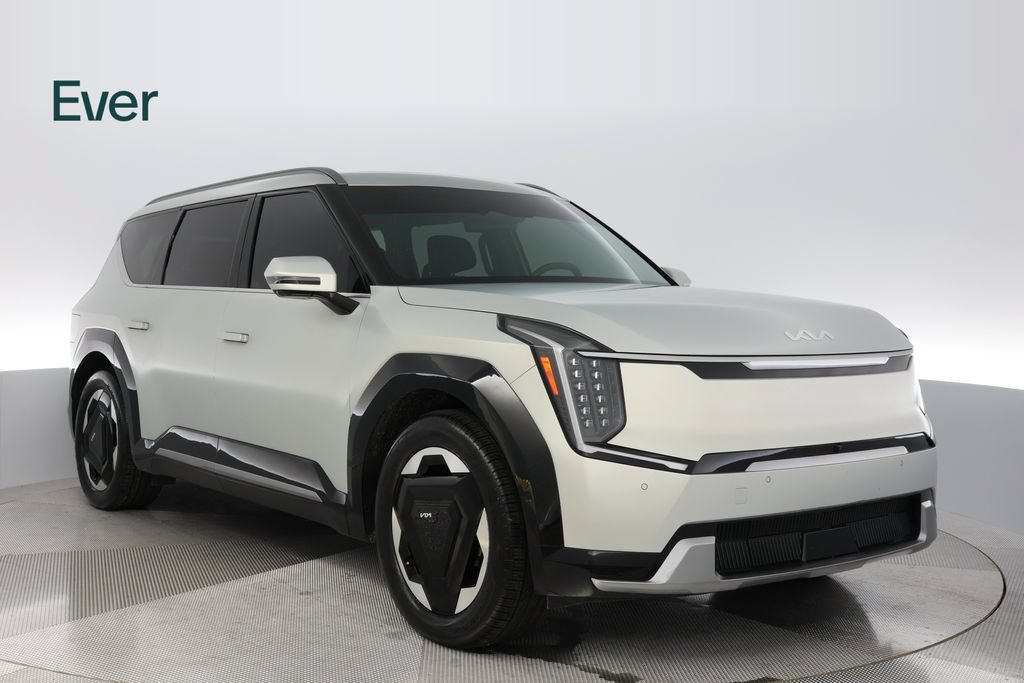 Used 2024 Kia EV9 Land AWD/4WD image 12