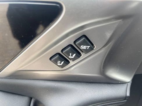 Used 2020 Subaru Outback Limited AWD/4WD image 19