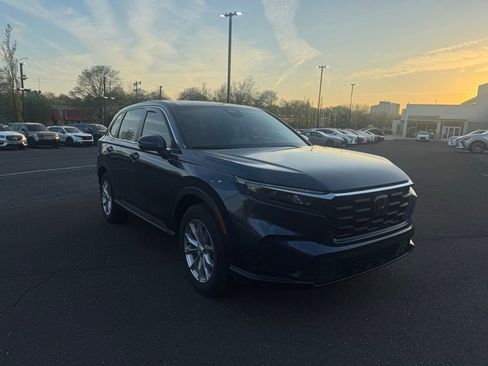 Used 2025 Honda CR-V EX-L image 6