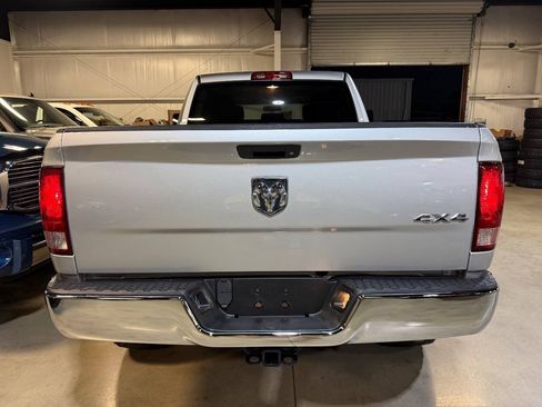 Used 2012 RAM 2500 ST w/ Chrome Appearance Group AWD/4WD image 12