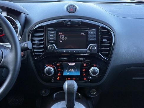 Used 2015 Nissan Juke SV w/ Cold Weather Package image 12