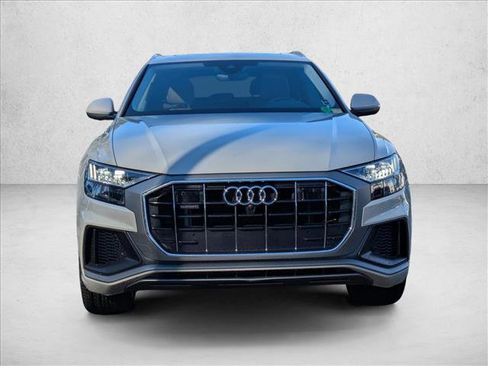 Used 2023 Audi Q8 Premium Plus image 5