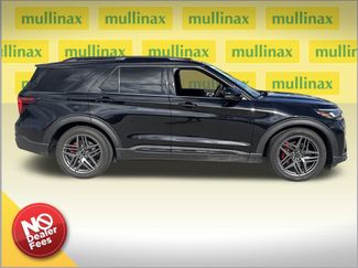 Used 2025 Ford Explorer ST video 2