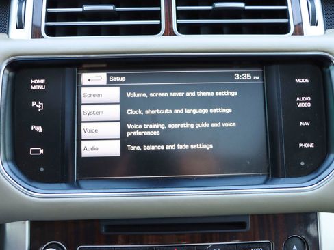 Used 2015 Land Rover Range Rover HSE image 36