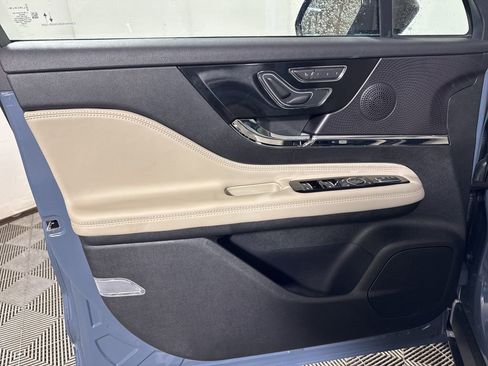 New 2026 Lincoln Corsair Premiere image 41