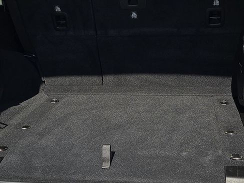 Used 2019 Jeep Wrangler Unlimited Rubicon AWD/4WD image 8