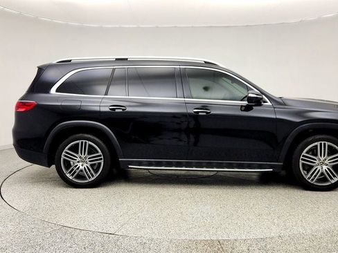 Used 2024 Mercedes-Benz GLS 450 4MATIC image 4