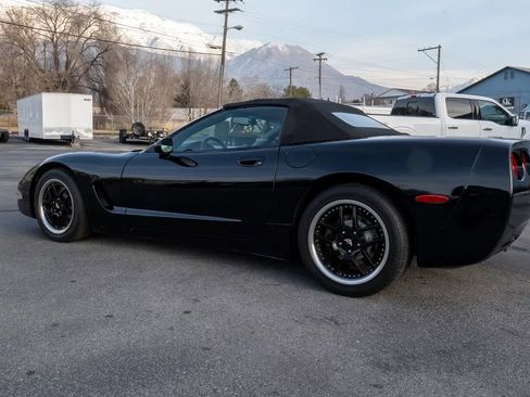 Used 1999 Chevrolet Corvette Convertible w/ Memory Pkg RWD image 5