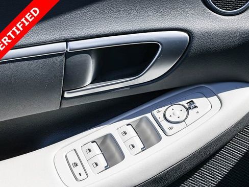 Certified 2025 Hyundai Sonata SE FWD image 23