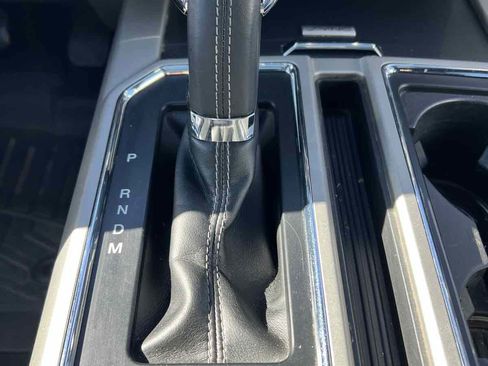 Used 2018 Ford F150 Lariat w/ Equipment Group 502A Luxury image 17