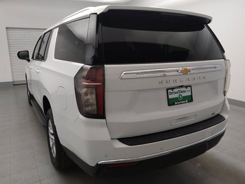 Used 2021 Chevrolet Suburban LT AWD/4WD image 6