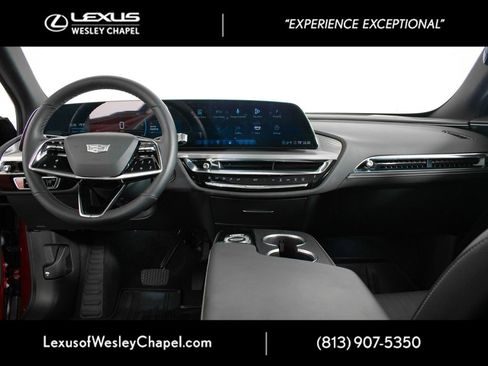 Used 2025 Cadillac Lyriq Luxury RWD image 24