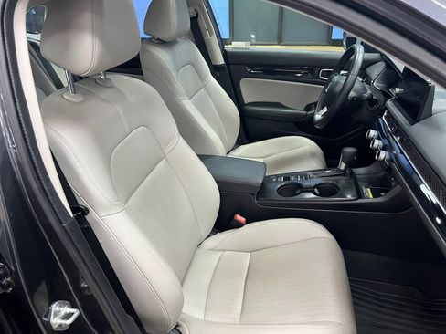 Certified 2024 Honda Civic Touring image 28