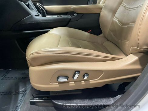 Used 2024 Cadillac XT6 Premium Luxury w/ Platinum Package image 12