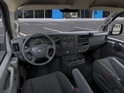 New 2026 Chevrolet Express 2500 Work Van image 15