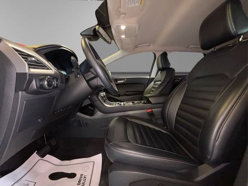 Certified 2024 Ford Edge SEL AWD/4WD image 10