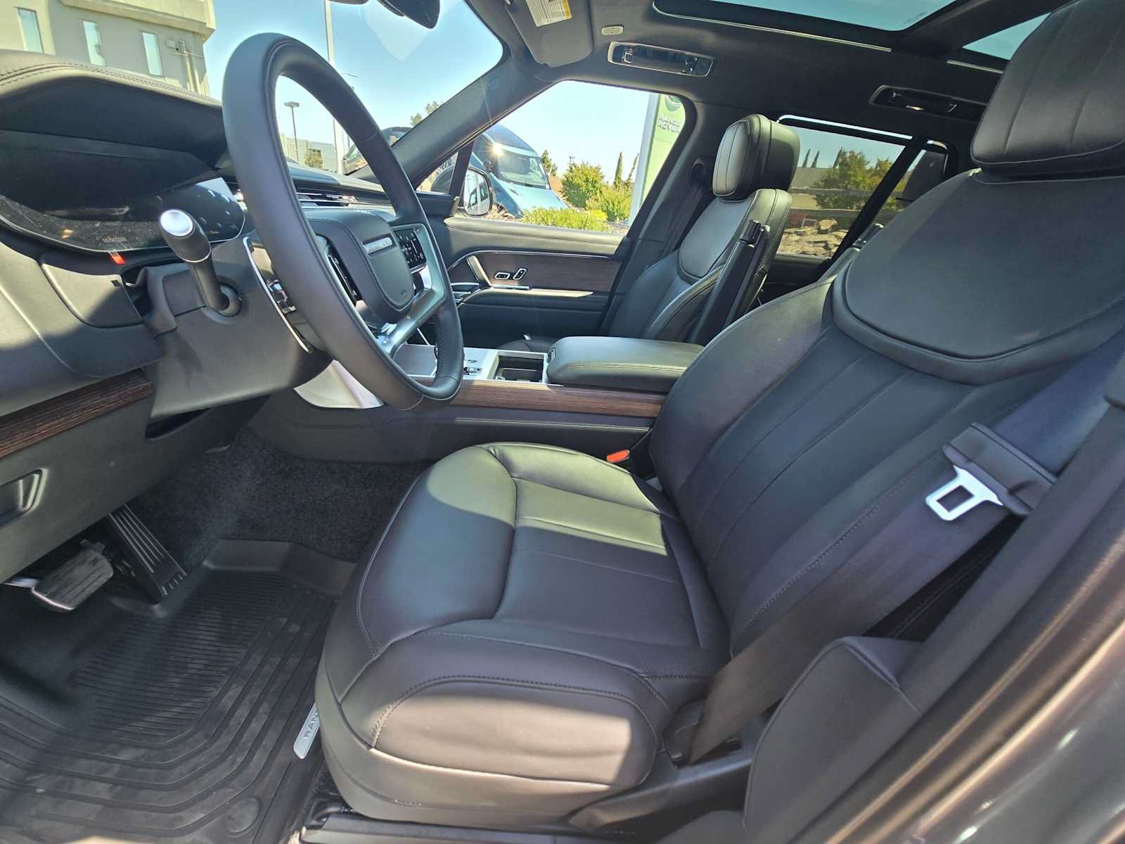 New 2026 Land Rover Range Rover SE AWD/4WD image 23