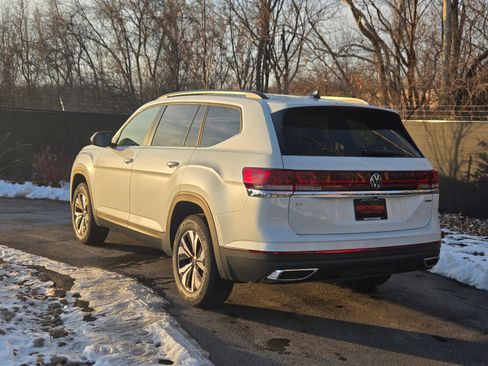 New 2026 Volkswagen Atlas SE image 3