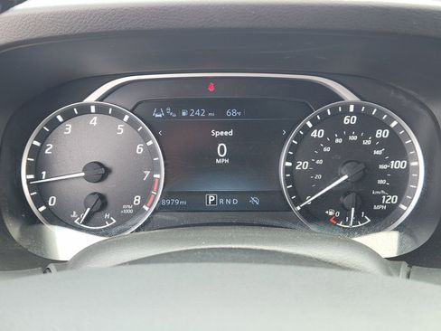 Used 2025 Nissan Frontier SV w/ SV Convenience Package image 19