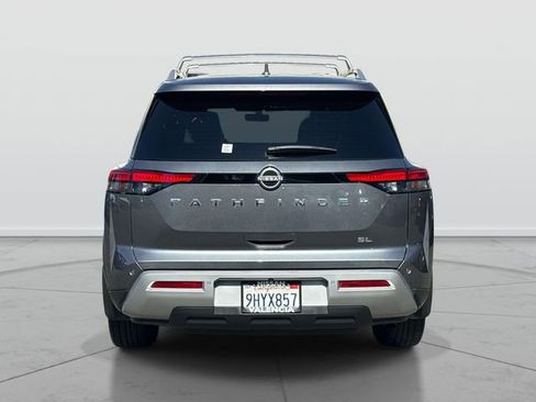 Certified 2024 Nissan Pathfinder SL w/ SL Premium Package FWD image 4