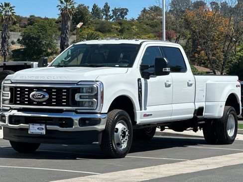 New 2026 Ford F350 XLT w/ XLT Premium Package AWD/4WD image 7