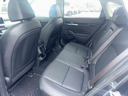 Used 2025 Kia Seltos EX FWD image 7