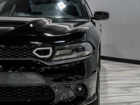 Used 2017 Dodge Charger R/T RWD image 46