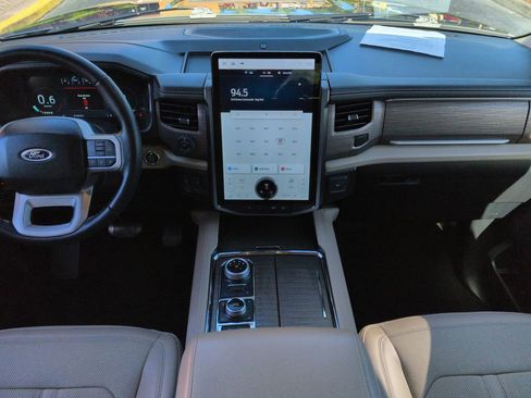Certified 2023 Ford Expedition Limited AWD/4WD image 15