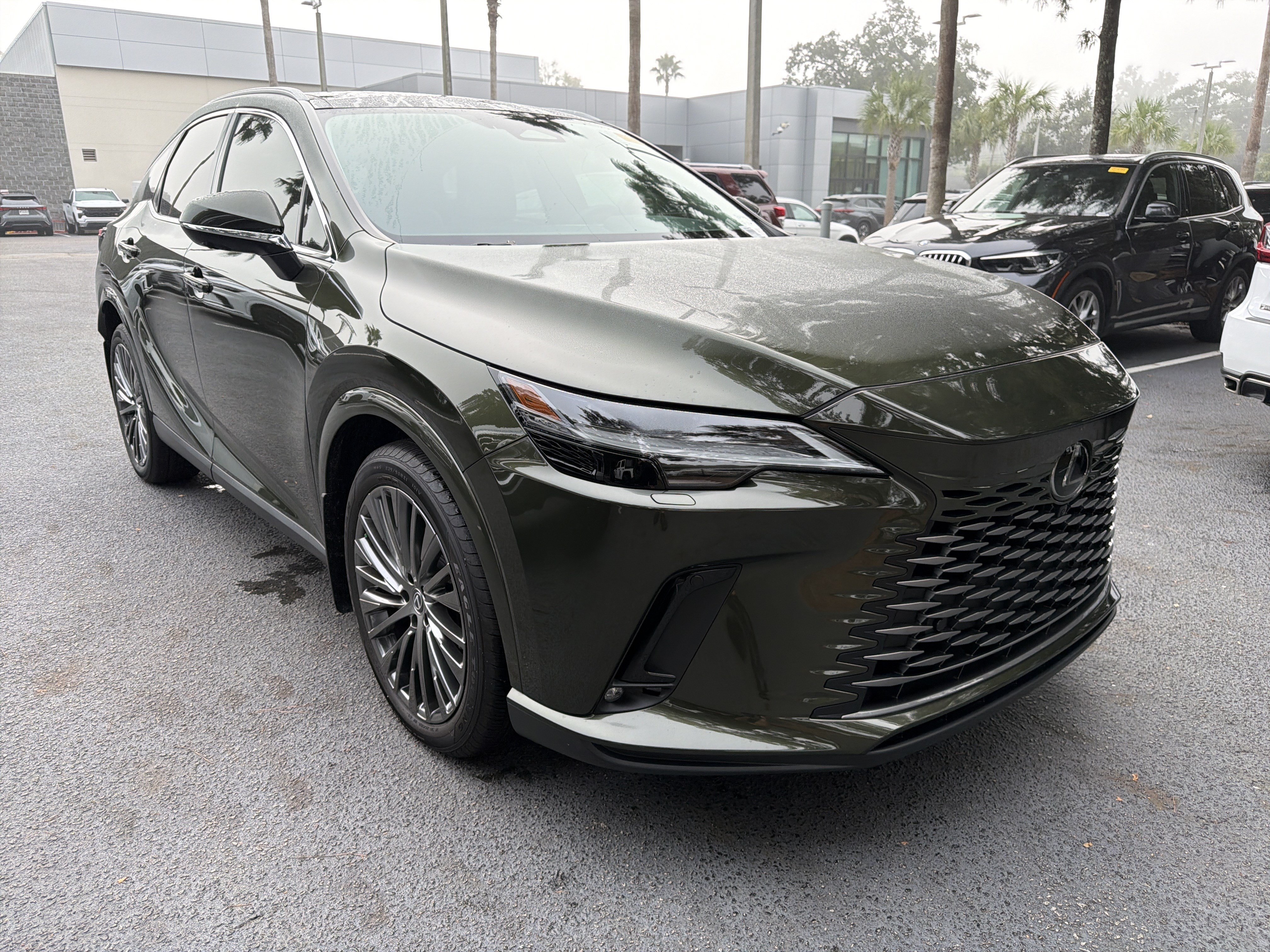 Used 2024 Lexus RX 350 w/ Convenience Package AWD/4WD image 2