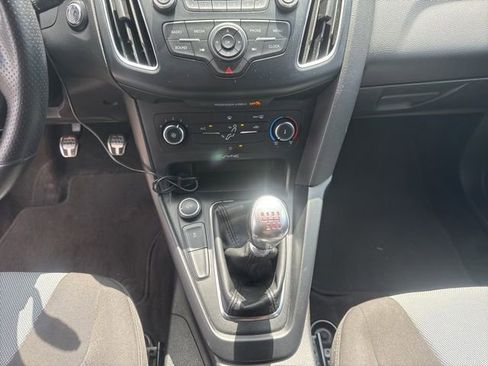 Used 2016 Ford Focus ST FWD image 18
