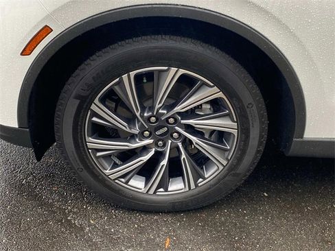 Used 2025 Lincoln Aviator 2WD image 6