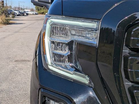 Used 2021 GMC Sierra 1500 AT4 w/ Driver Alert Package I image 10