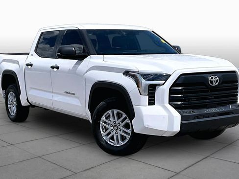 Used 2025 Toyota Tundra SR5 w/ SR5 Convenience Package AWD/4WD image 3