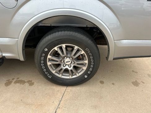 Used 2020 Ford F150 Lariat AWD/4WD image 8