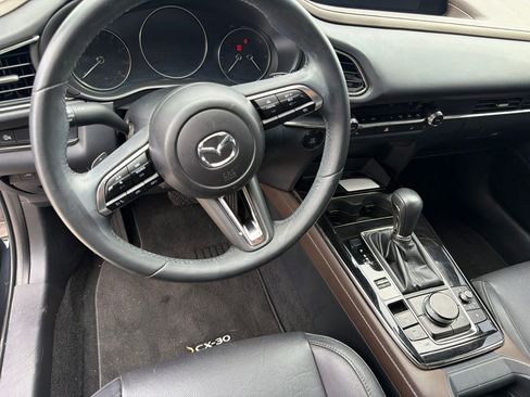 Used 2024 MAZDA CX-30 AWD 2.5 S w/ Premium Package image 11