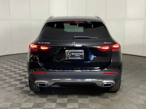 Used 2026 Mercedes-Benz GLA 250 4MATIC image 9